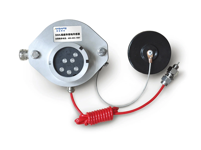 Socket & Grounding Bolt